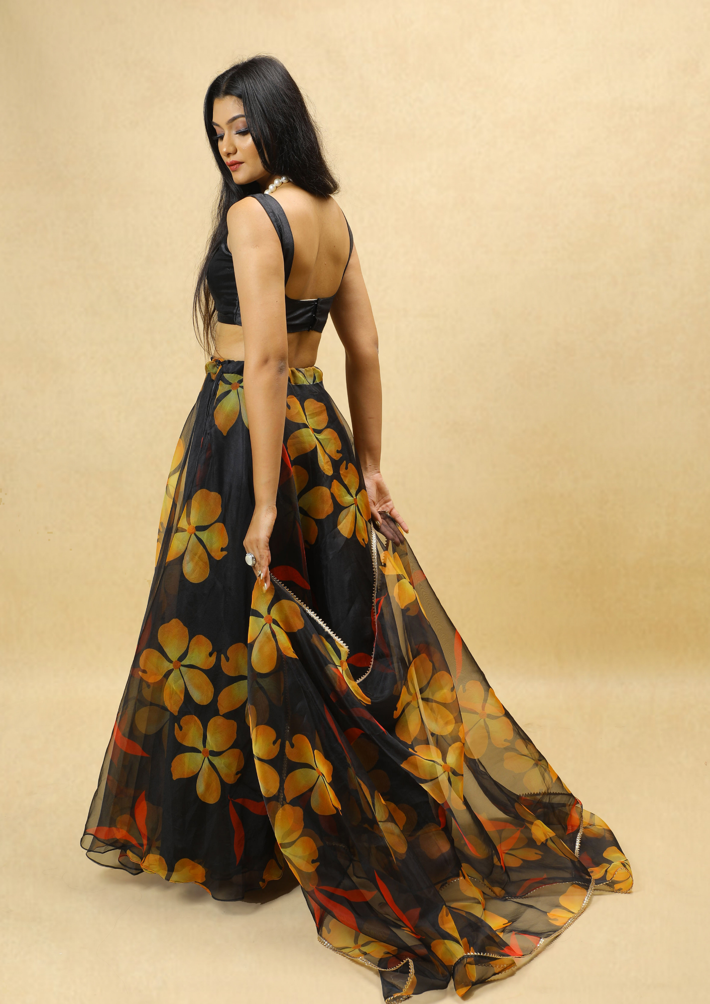 Nightingale Lehenga